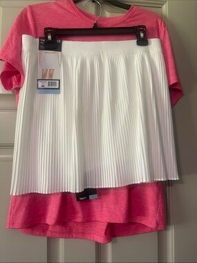 GAP White Pleated Skater Skirt